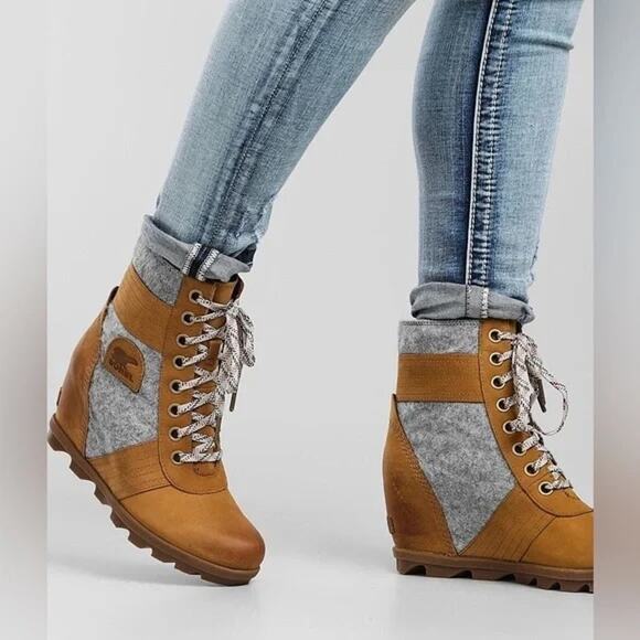 Sorel Lexie Waterproof Wedge Leather Ankle Boots Women's Size 10 - Picture 2 of 9